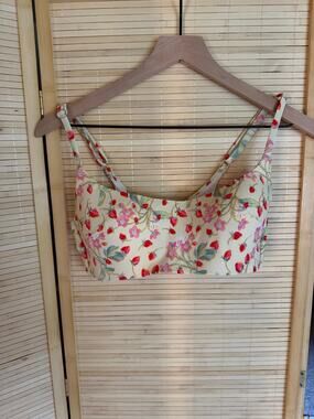 Victorias Secret Strawberry Yellow Bikini Top Large
